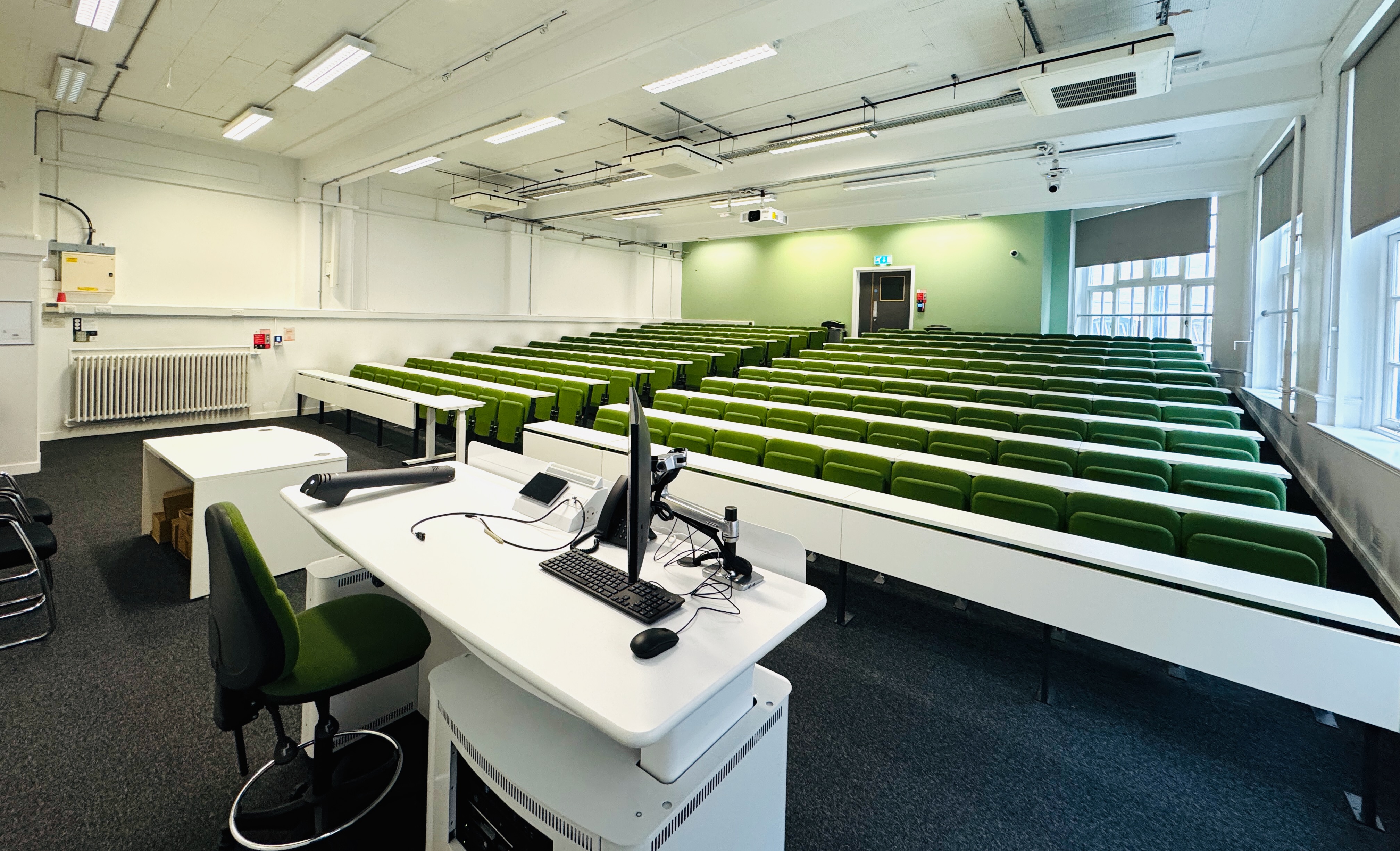 A130 lecture theatre pod view